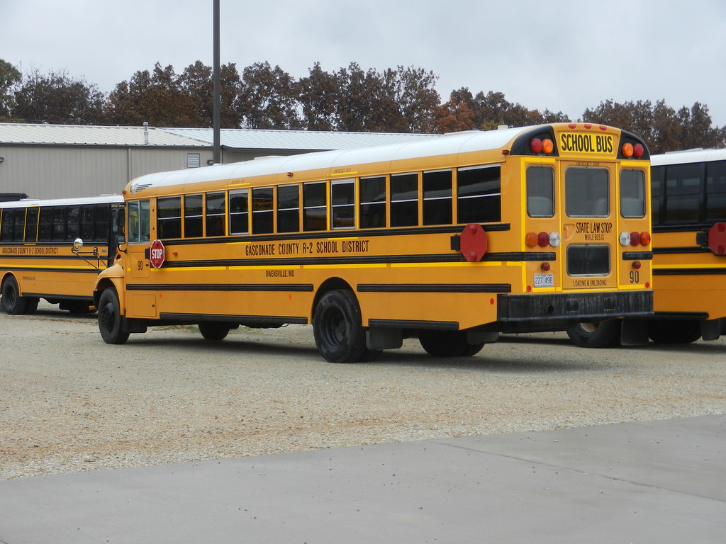 Gasconade County R2 School District 90 Bus lot Owensvil… Flickr