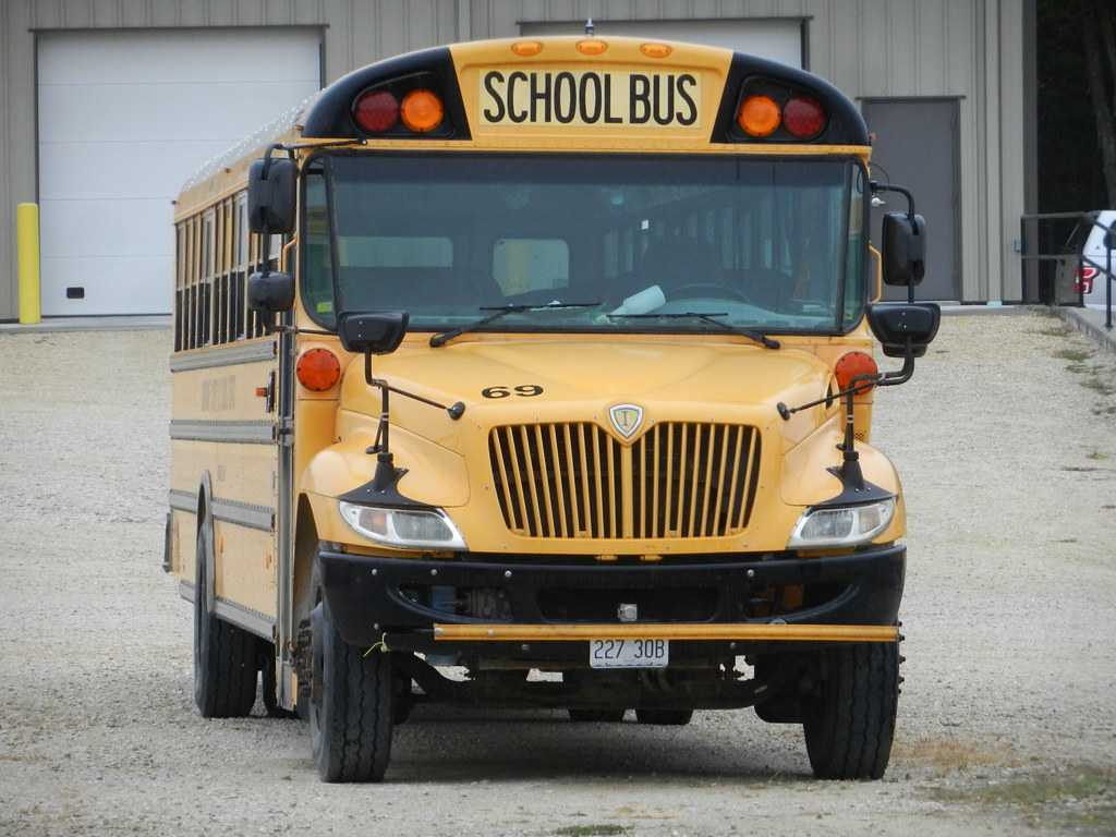 Gasconade County R2 School District 69 Bus lot Owensvil… Flickr