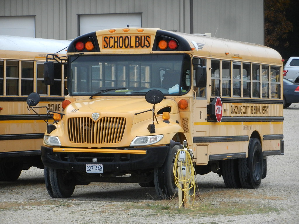Gasconade County R2 School District 61 Bus lot Owensvil… Flickr
