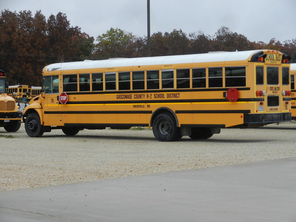 Gasconade County R2 School District 76 Bus lot Owensvil… Flickr