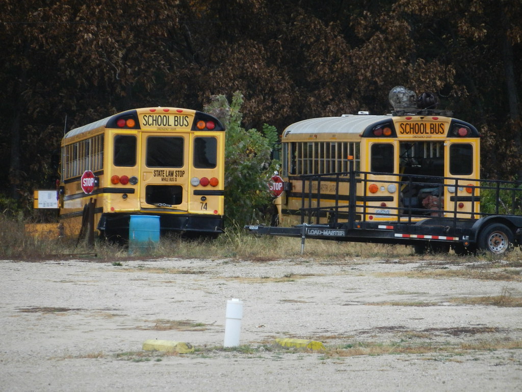 Gasconade County R2 School District 74 Bus lot Owensvil… Flickr