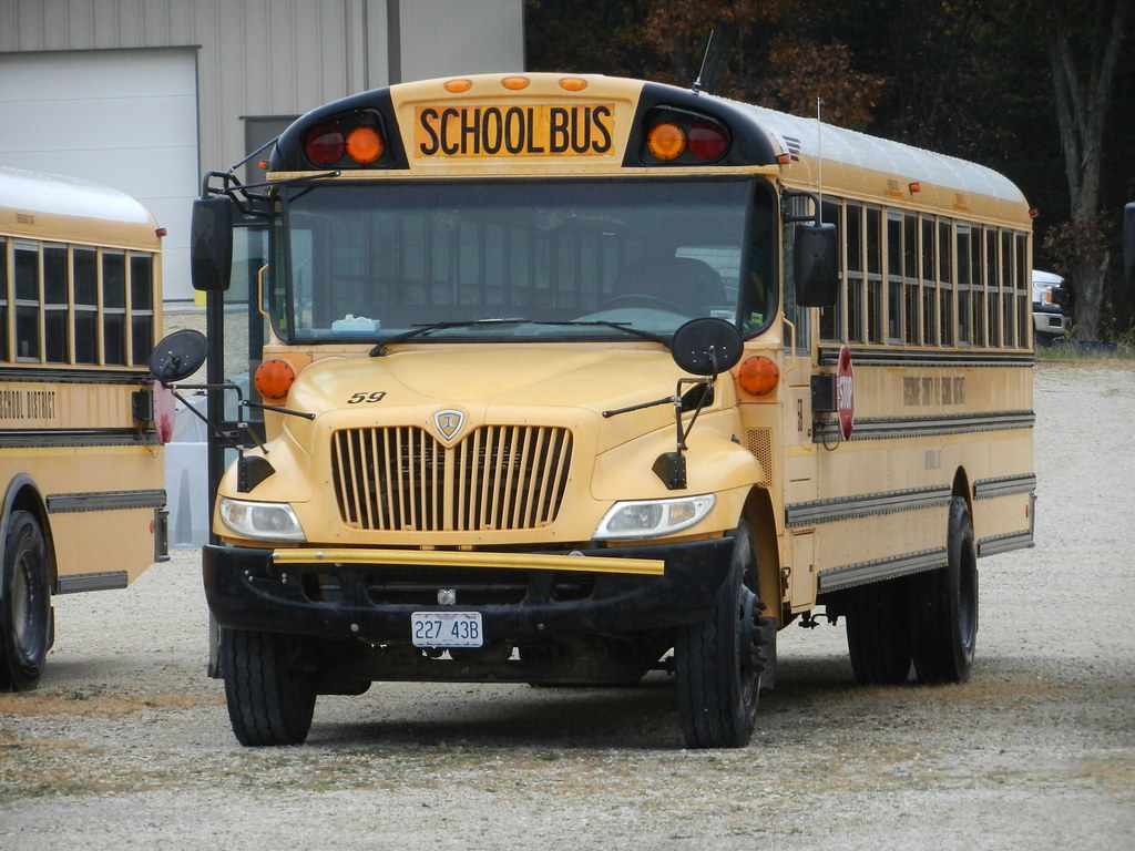 Gasconade County R2 School District 59 Bus lot Owensvil… Flickr