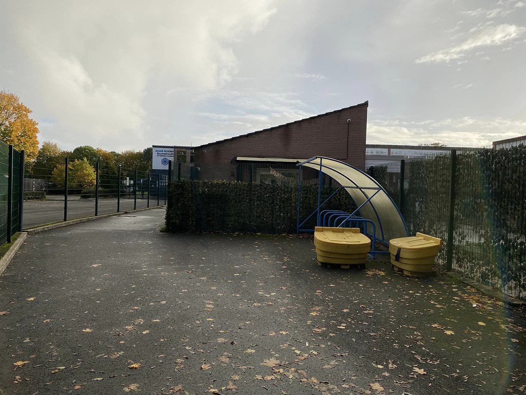 Jewell Academy, Bournemouth The original school here was T… Flickr