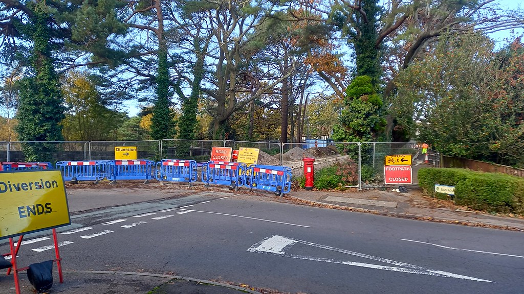 Glenferness Avenue, Bournemouth Repair work to the railway… Flickr