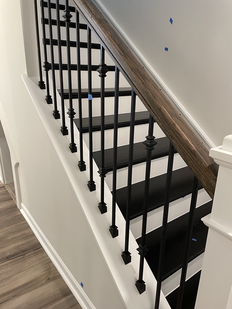 IMG_1942 craftsman railing with metal pickets Catherine Burton Flickr