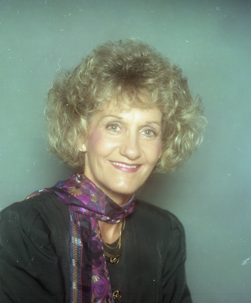 03012017382 Violet Price November 1993 David Rogers Photog… Flickr