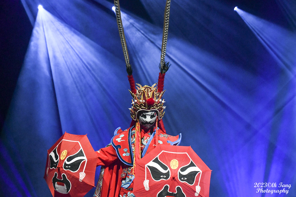 TLH_1959 Pengfei Su Headliner Showtime; "Facechanging" … Flickr