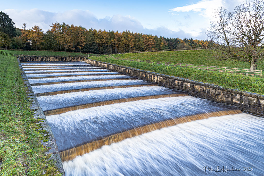 IMGP9595 Underbank Reservoir overflow, Stocksbridge Flickr