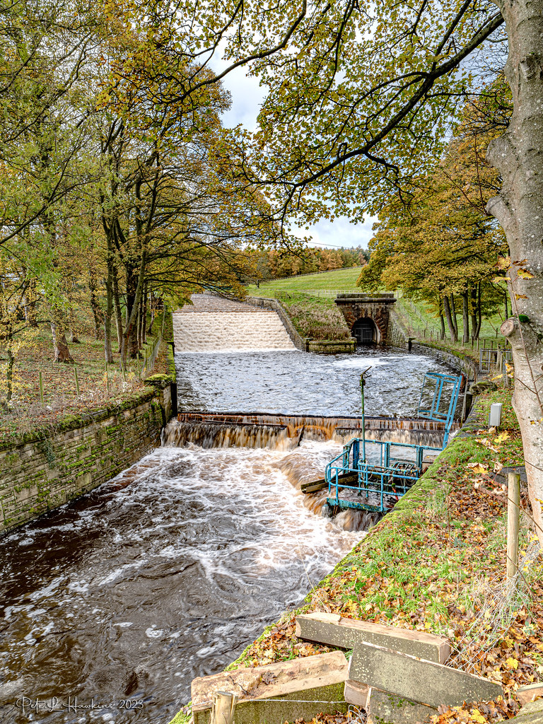 IMGP9580 Underbank Reservoir overflow, Stocksbridge Flickr