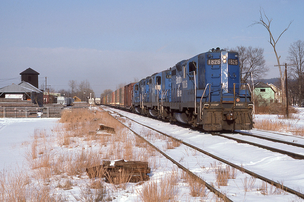 Boston & Maine Railroad EDSP South Deerfield, MA Three B&… Flickr