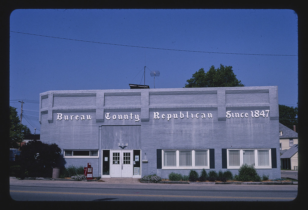 Bureau County Republican, Route 34, Kewanee, Illinois (LOC… Flickr