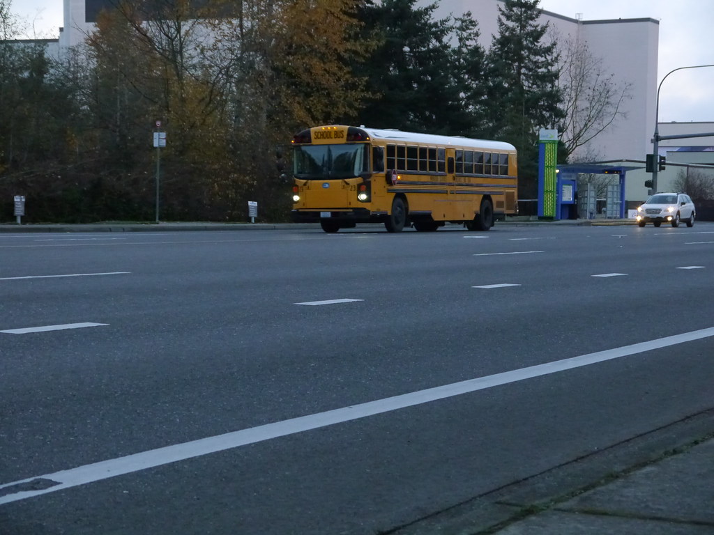 Mukilteo School District 006 23 2014 T3RE Bus_51 Flickr