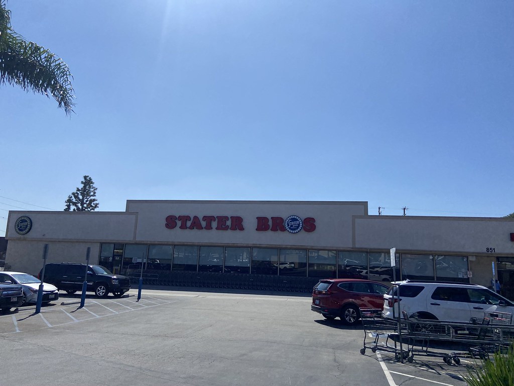 Stater Bros 133 La Habra, CA Aug 2023 I visit this store … Flickr