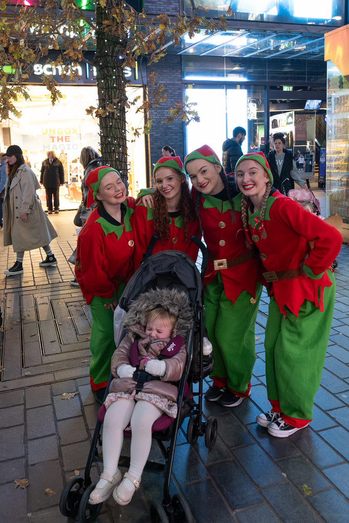 Street entertainers, Liverpool One Liverpool One switch on… Flickr