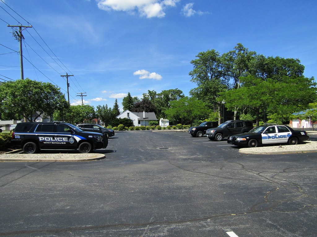 Whitehouse Police Department Chevy Tagoe and Ford Crown Vc… Flickr