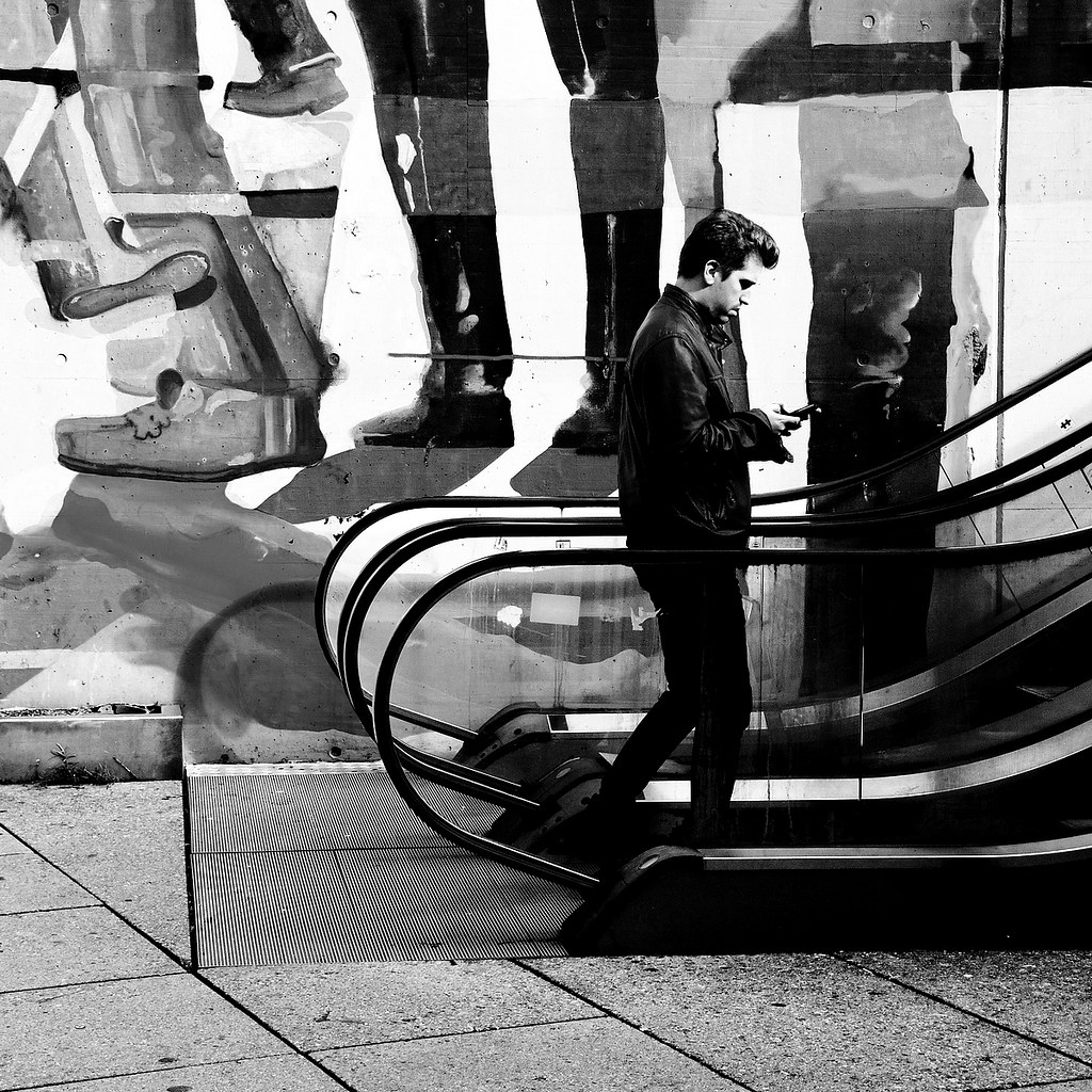 À contrecourant... (Lausanne, Suisse) Sabine Barras Flickr