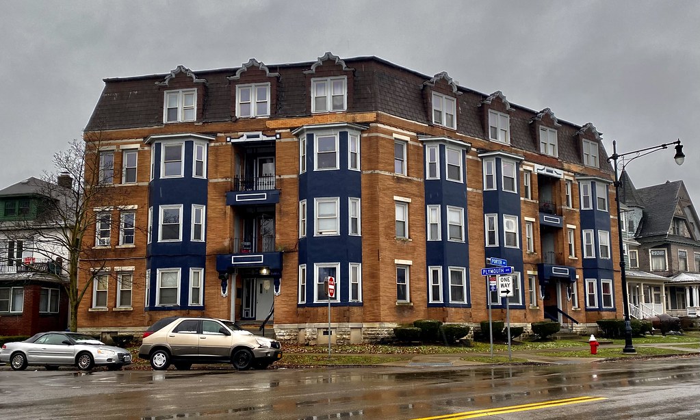 The Porter, Lower West Side, Buffalo, December 2021 Flickr