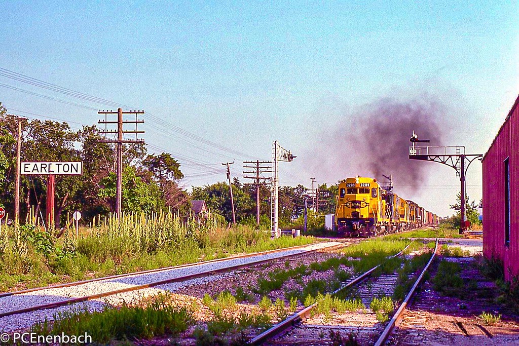 Earlton, Kansas, 8 July'76 Santa Fe northbound freight fro… Flickr