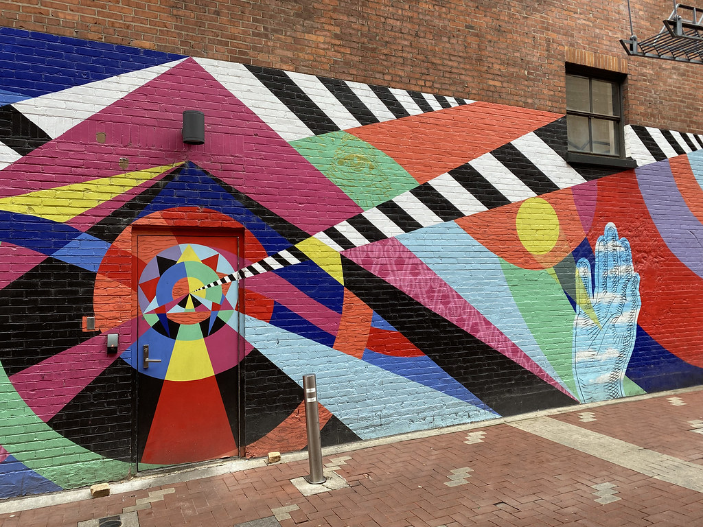 OH Cincinnati Mural 708 Mural in downtown Cincinnati, Oh… Flickr