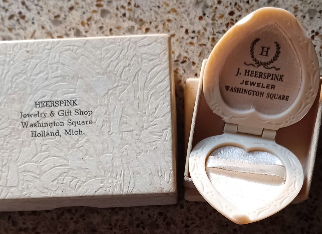 HEERSPINK Jewelry & Gift Shop Holland, Michigan Heart … Flickr