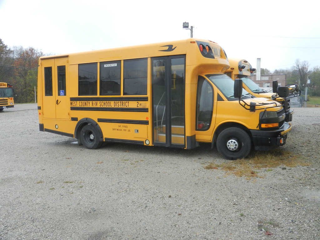 West St. Francois County RIV School District 2 Bus lot … Flickr