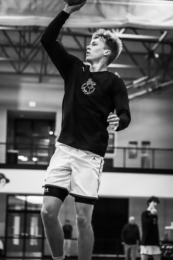 ST_194312 Luke Zayas Flickr