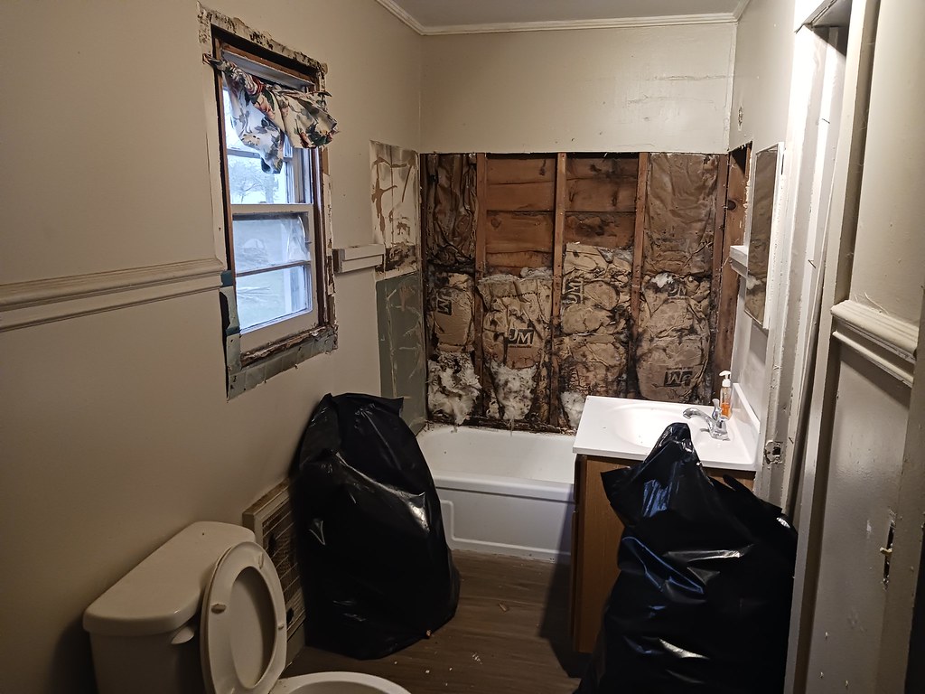 1392 Erin Rd. James Legra Flickr