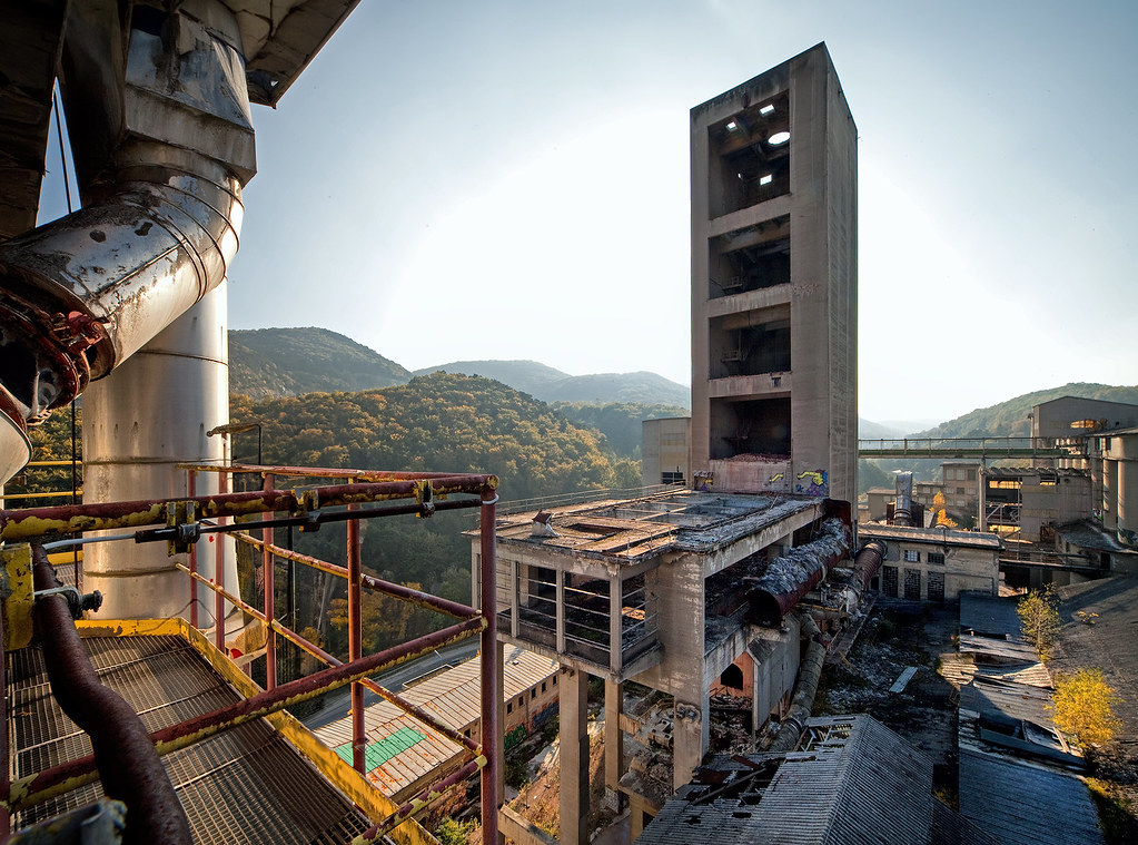 cement city abandoned cement works Kaltenleutgeben / Rodau… Flickr