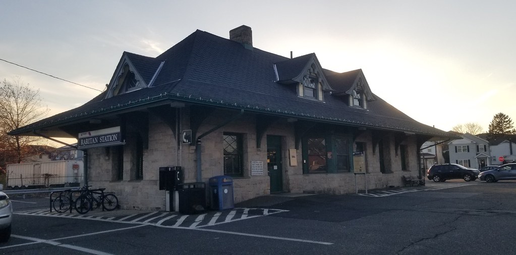 NJ Transit Raritan Station (CRRNJ) Terminal of Raritan Val… Flickr