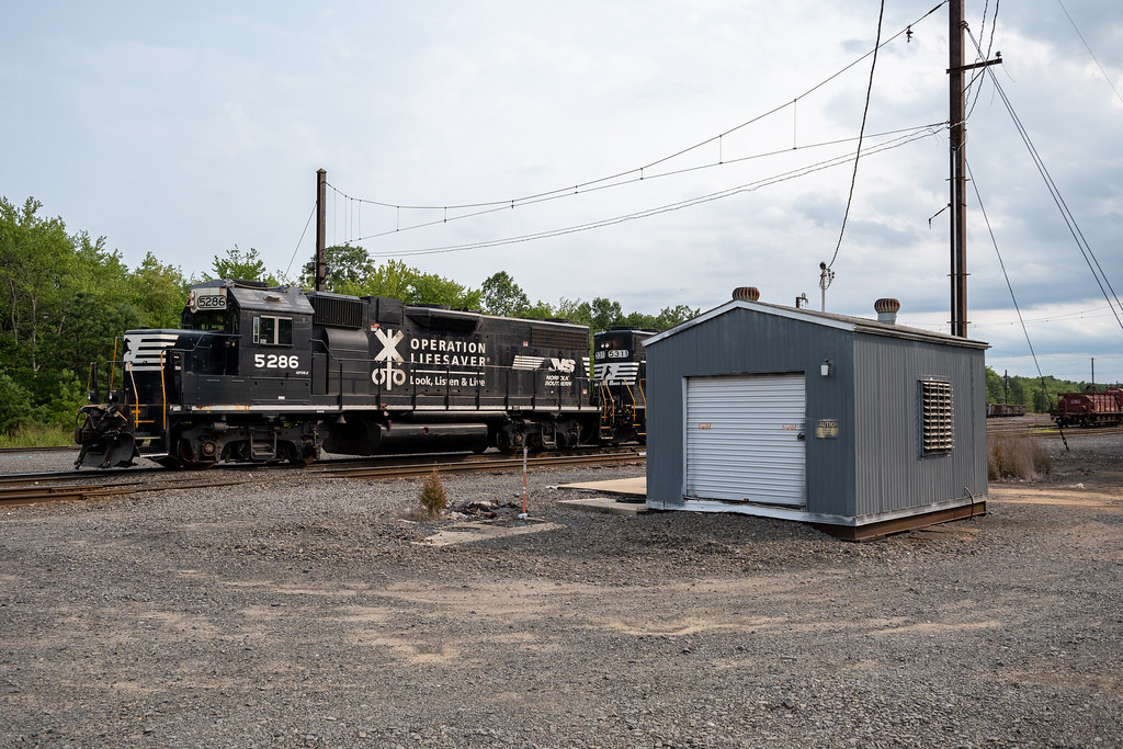 SA22 At Browns Yard Brendan Eckhart Flickr