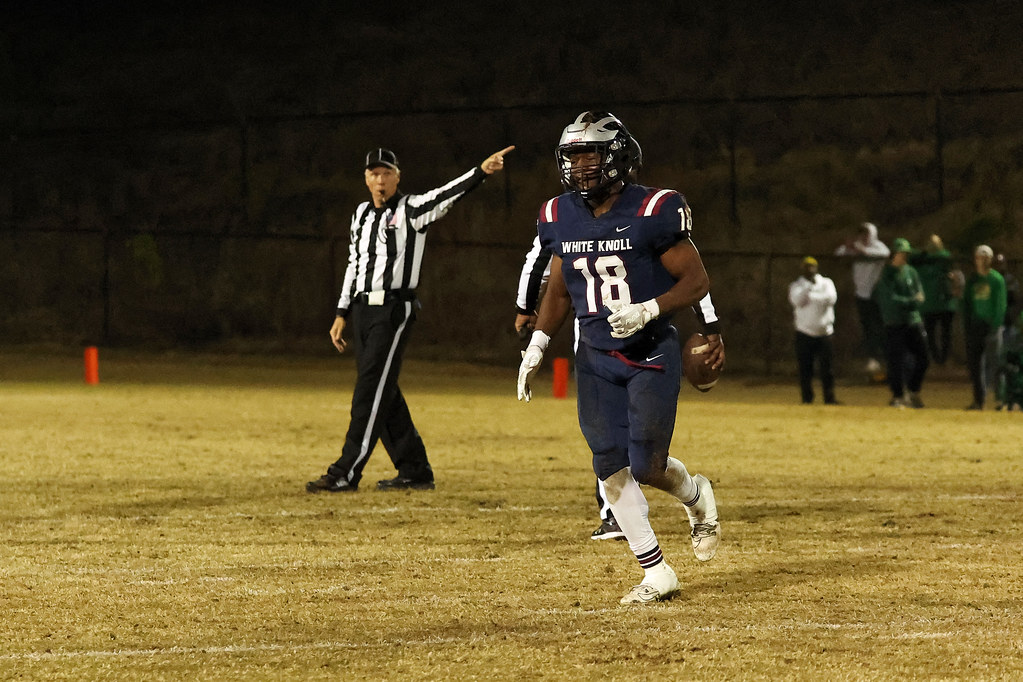WK_v_Summerville_Nov24_2023_V_FBALL223 White Knoll Flickr
