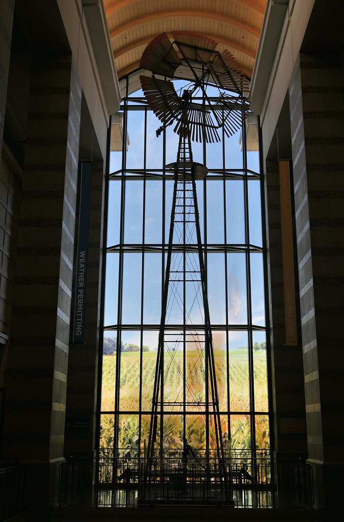 Minnesota History Center Minnesota History Center. St. Pau… Flickr