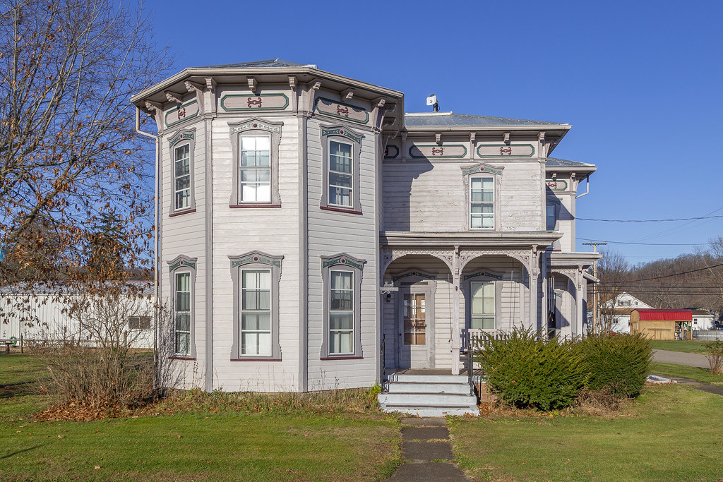 House — Port Washington, Ohio Christopher Riley Flickr