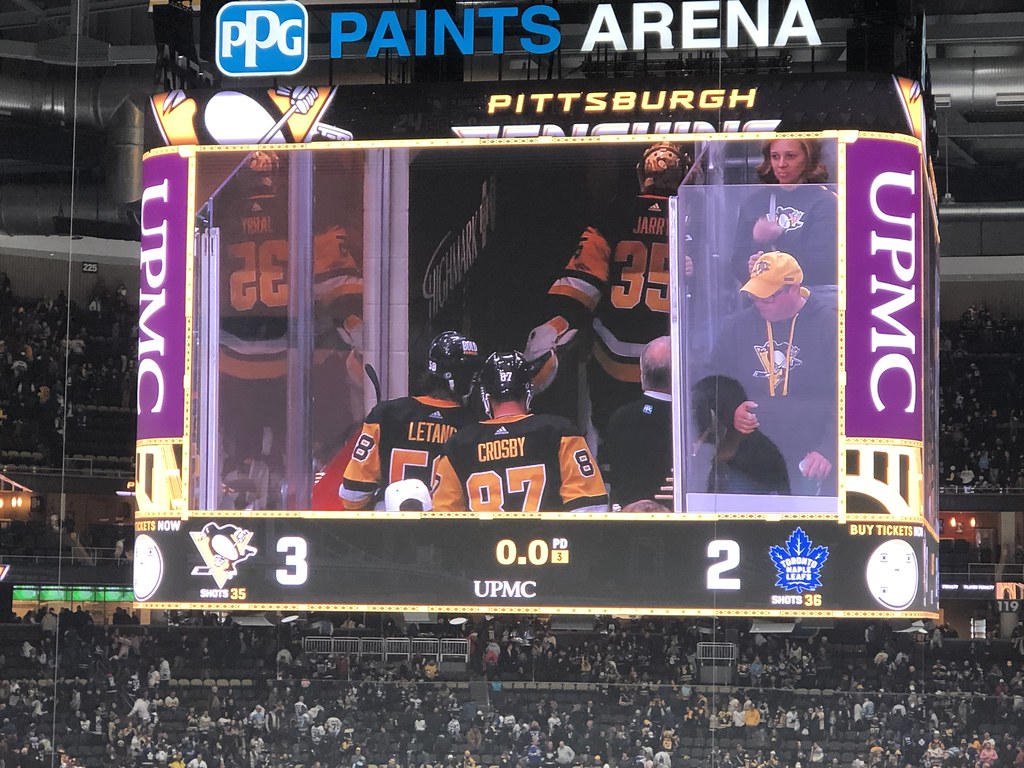 Pens game Fred Schriner Flickr