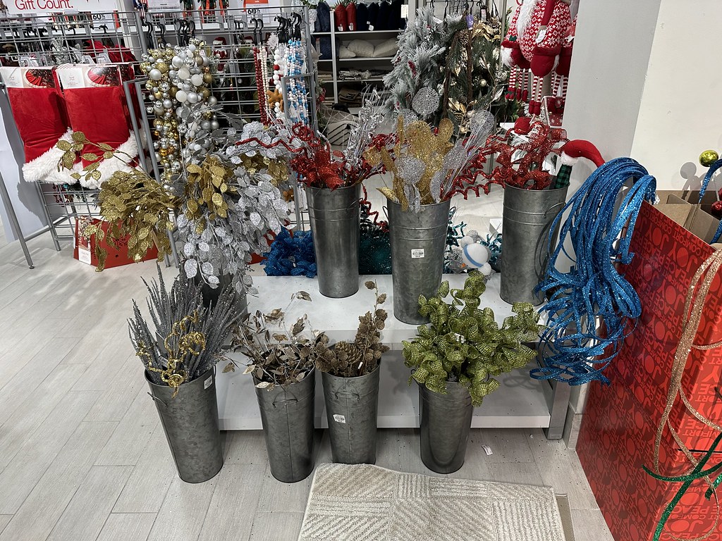 Christmas Decor JC Penney Dadeland Mall Miami Phillip Pessar Flickr