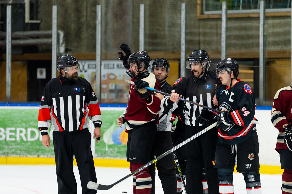 AmistosoMJDLoomis(25nov23)2424 Hockey Hielo Majadahonda Flickr