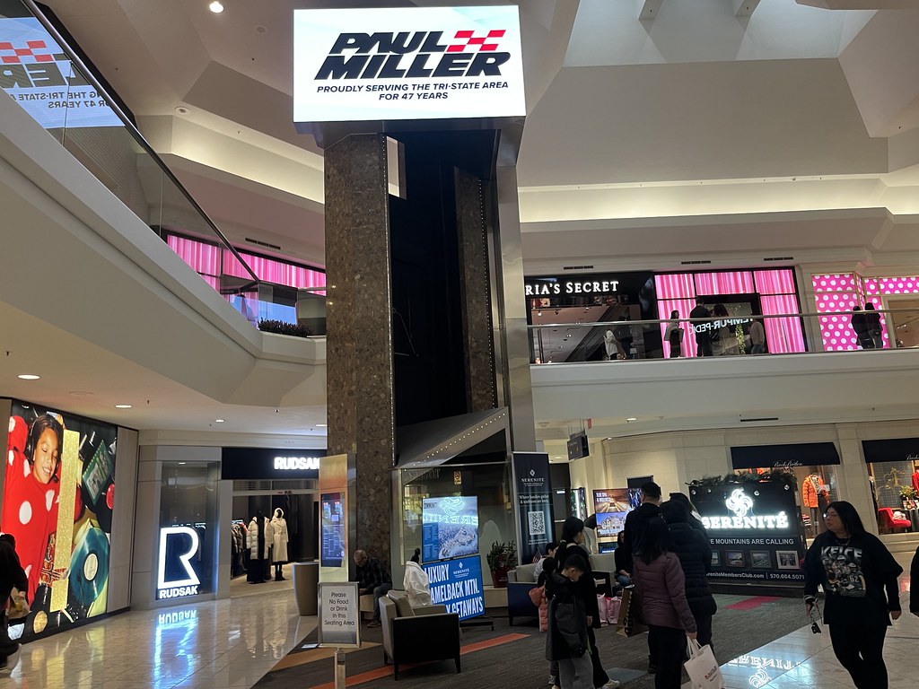 Short Hills Mall in Short Hills NJ Conor GuinnBailey Flickr