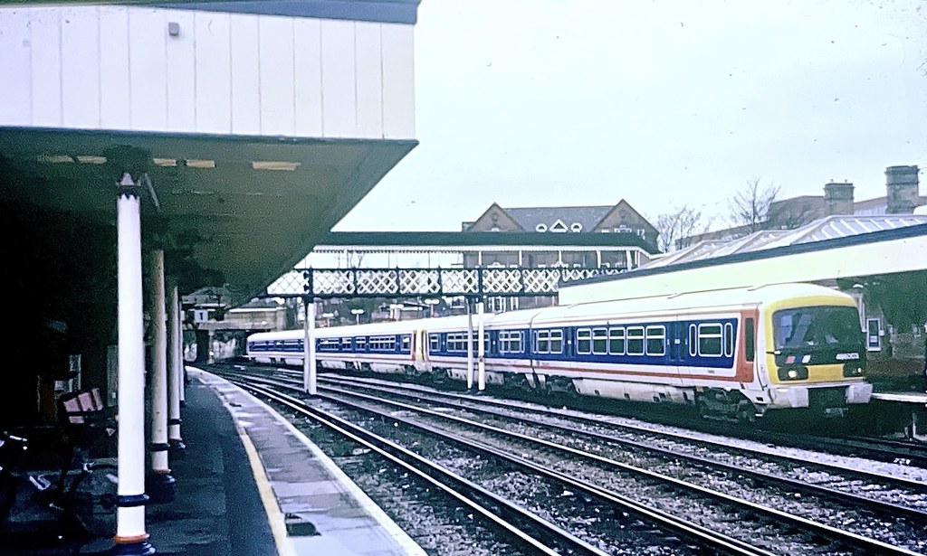 Gravesend Networker II In its original bright Network So… Flickr