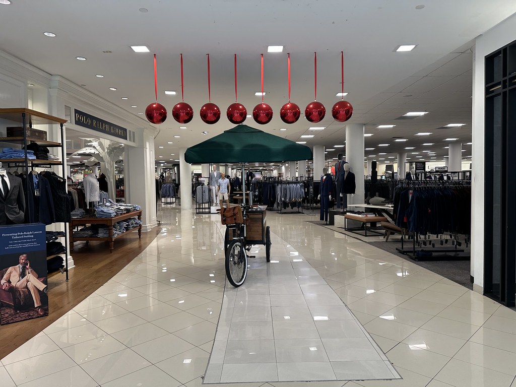 Christmas Macy’s Dadeland Mall Phillip Pessar Flickr