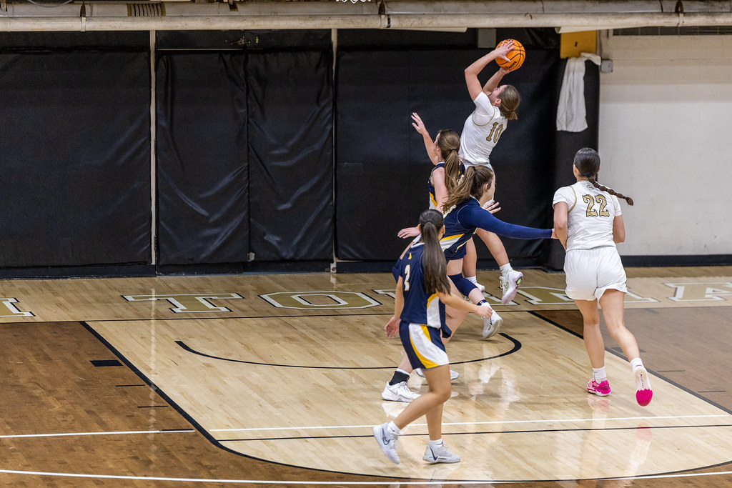 Geneva Basketball 1221638 geneva.college Flickr