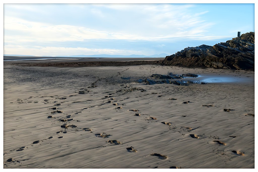 Black rock sands Footprint in the soft sand on the beach a… Flickr