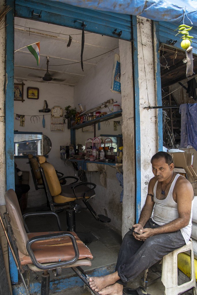 Barber's shop Mumbai 2023 Dharavi, Mumbai Asia's largest… Flickr