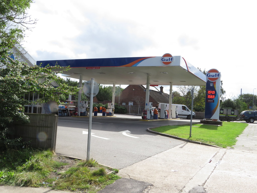 Gulf Riseholme Road Service Station, Lincoln, Lincolnshi… Flickr