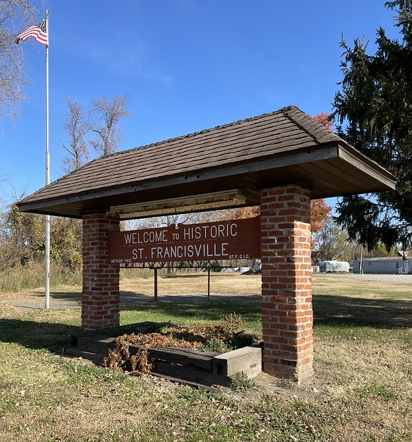 to Historic Saint Francisville Sign (Saint Francisville