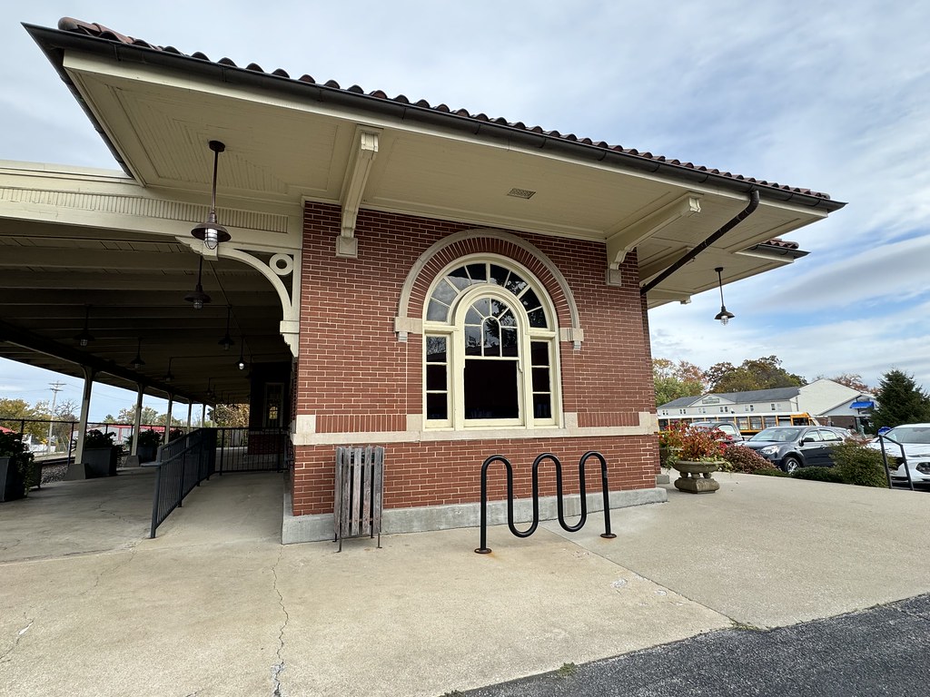 Berea L&N Passenger Railroad Depot Now the Berea C… Flickr