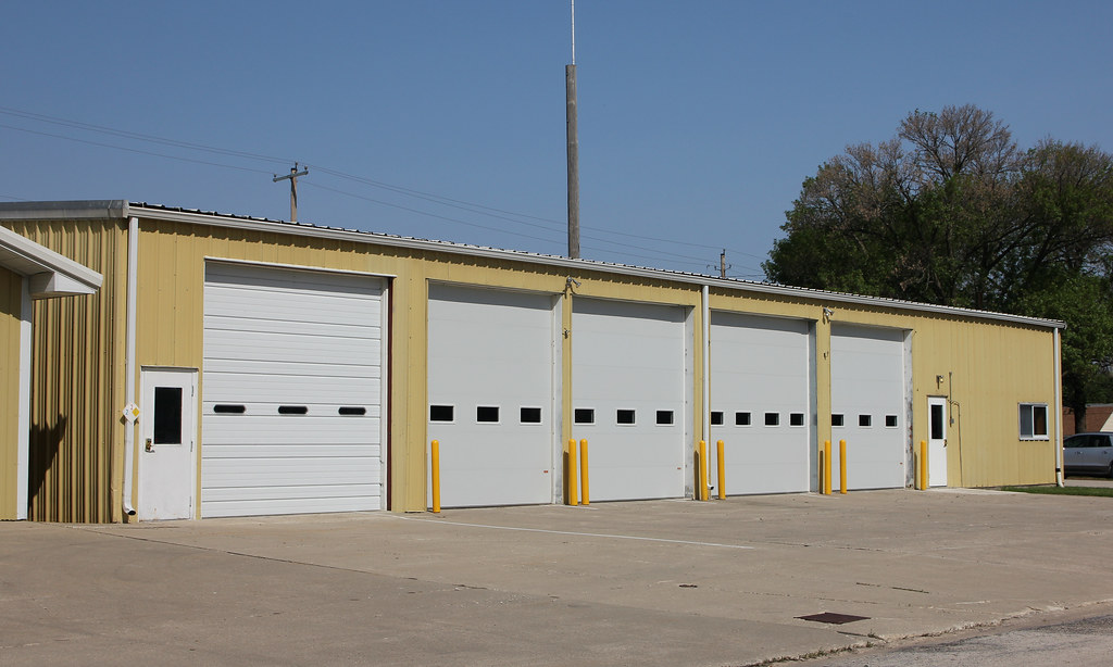Fire Station Rolfe, IA Built in 1978, five years after t… Flickr