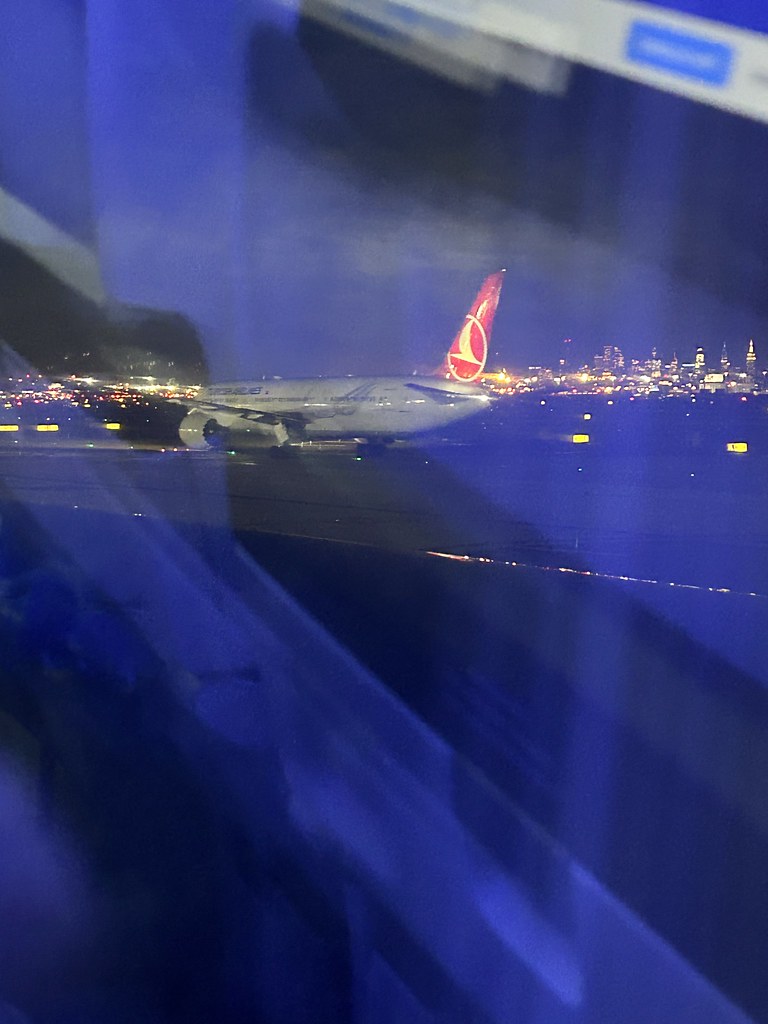 TCLLV B7879 Turkish EWR Monday 4th December 2023 iPhon… Flickr