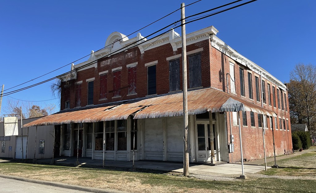 Marion May Building (Sumner, Illinois) Sumner, Illinois is… Flickr