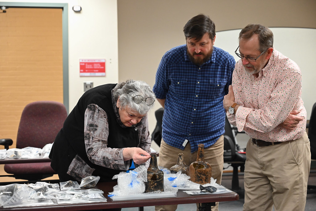 Kippax Plantation Study (Fall 2023) Ceramics, glass, potte… Flickr