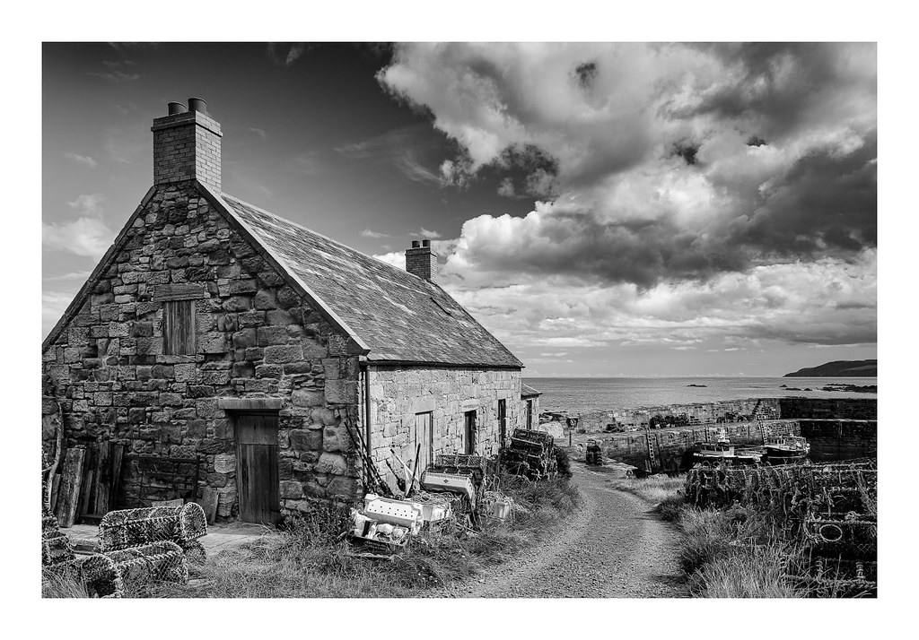 Cove harbour This beautiful harbour on the East coast of S… Flickr
